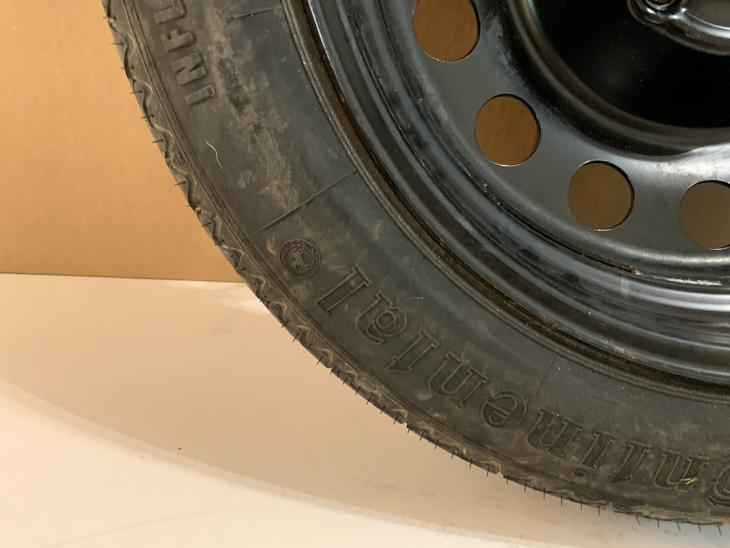 2004-2010 BMW 5 Series E60 17" Spare Tire Compact Donut T135/80R17