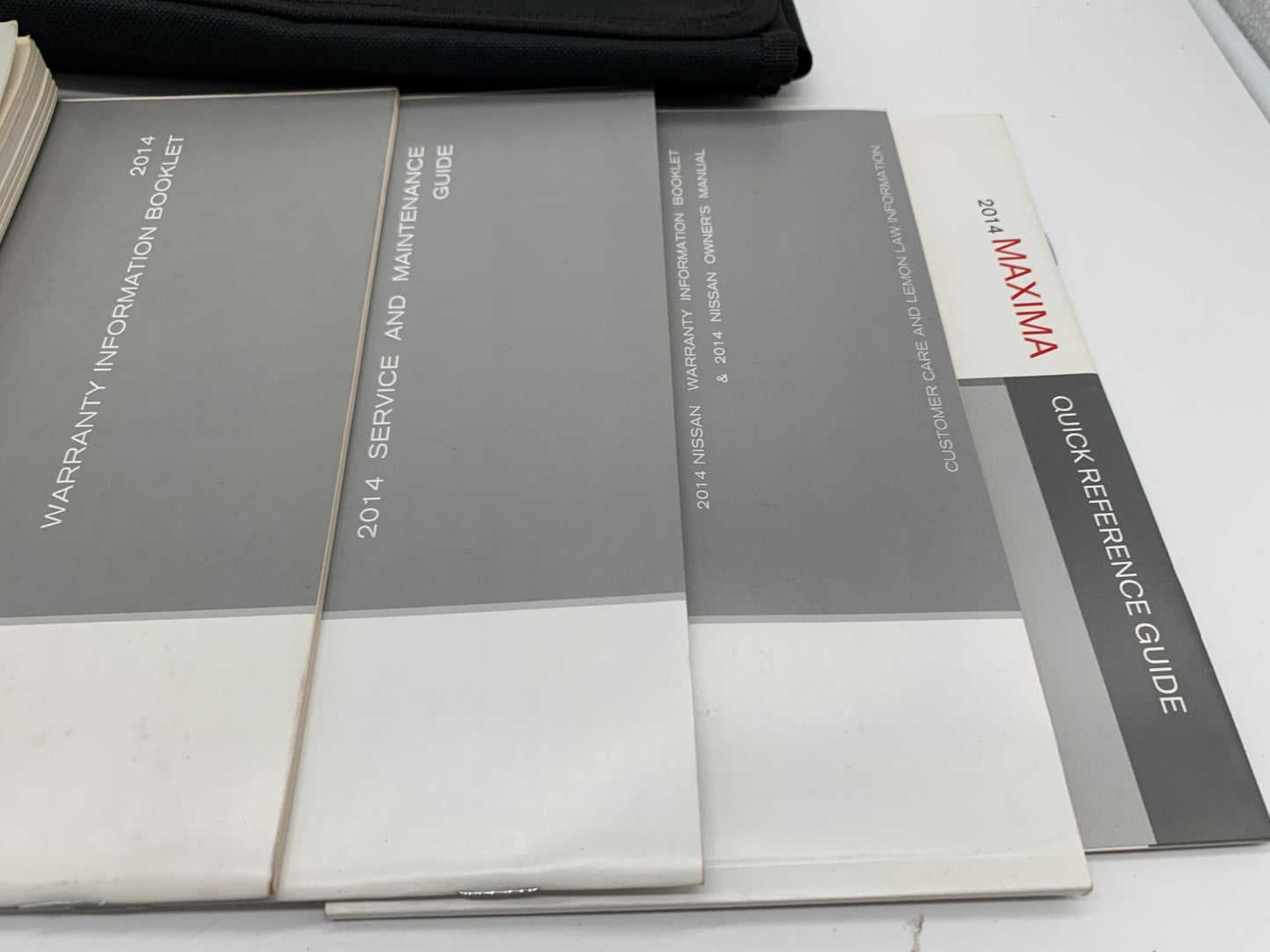 2014 Nissan Maxima Owners Manual Set with Case OEM D01B19014