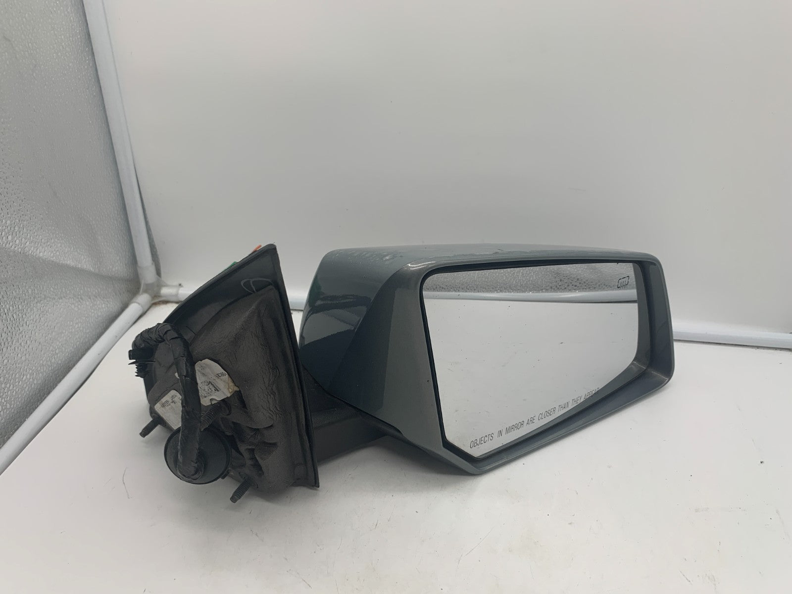 2007-2008 GMC Acadia Outlook Passenger Power Door Mirror Gray OEM A01B12006