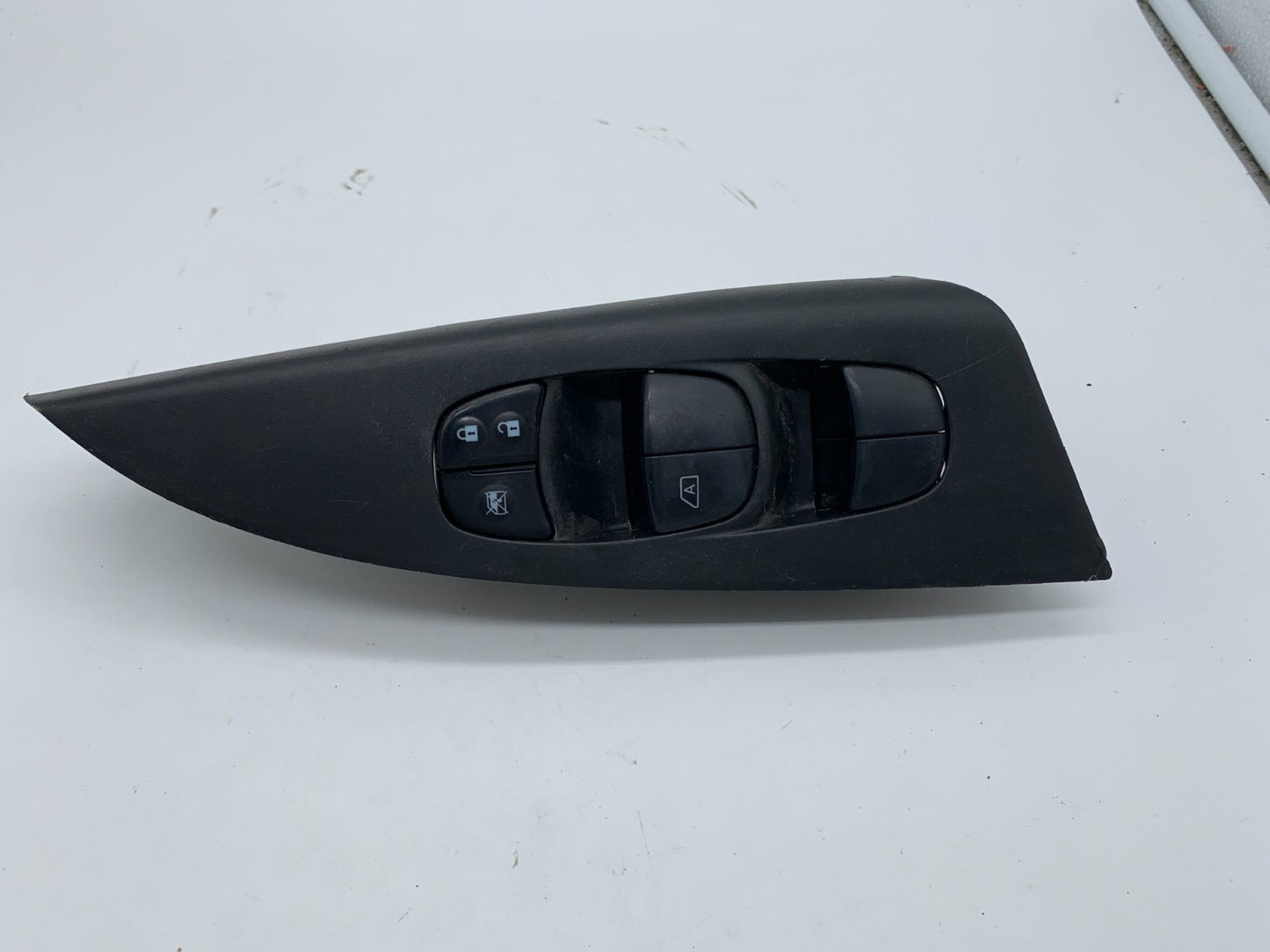 2013-2019 Nissan Sentra Master Power Window Switch OEM D03B66007