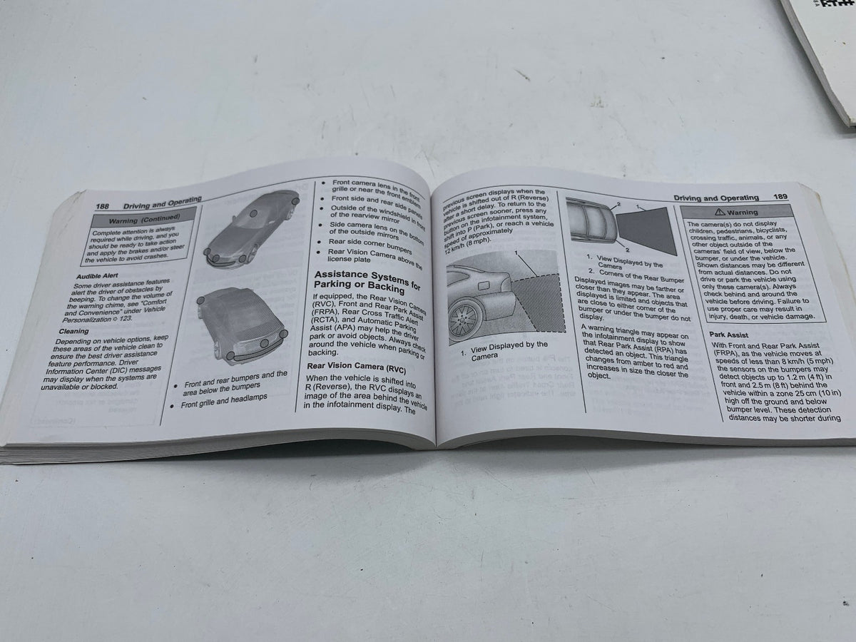 2020 Chevrolet Malibu Owners Manual Set OEM R01B34005