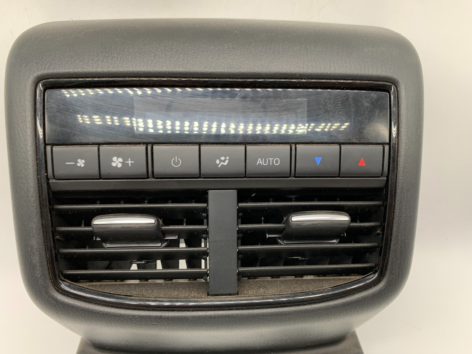 2019-2023 Mazda CX-9 CX9 Rear AC Heater Climate Control Unit OEM D03B33043