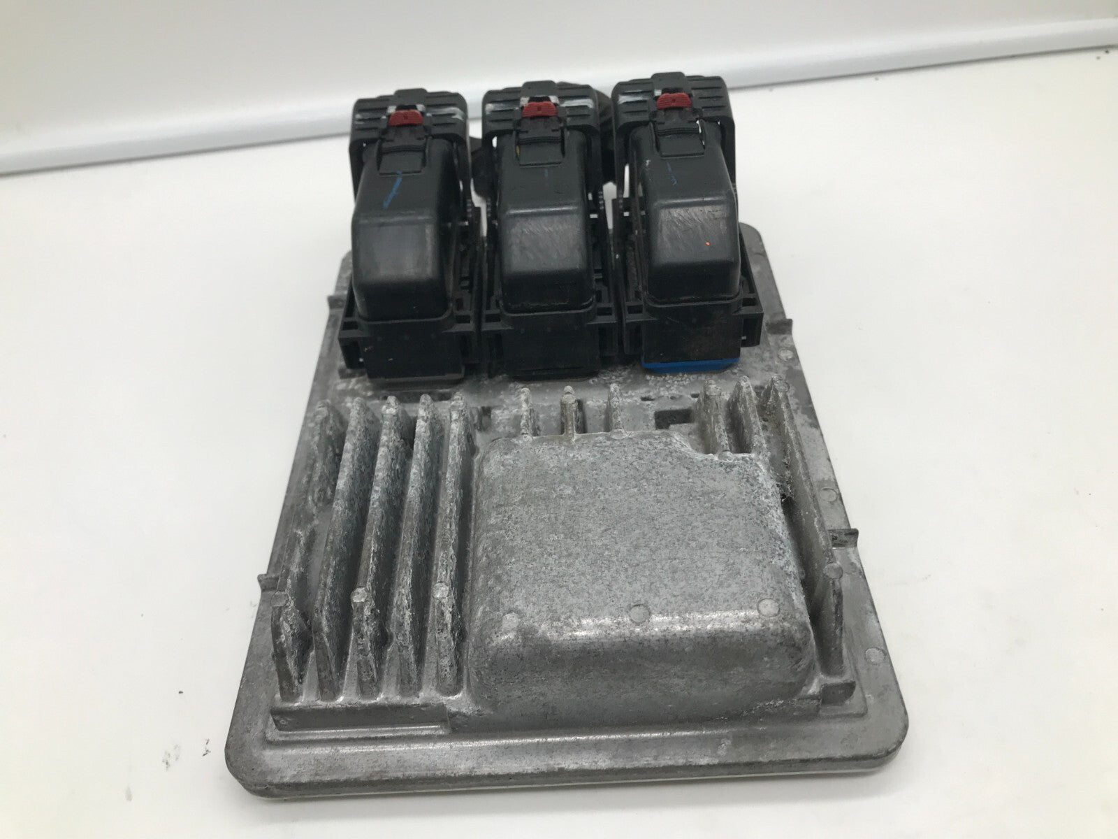 2017-2020 GMC Terrain Engine Control Module Unit ECU ECM OEM D01B13005