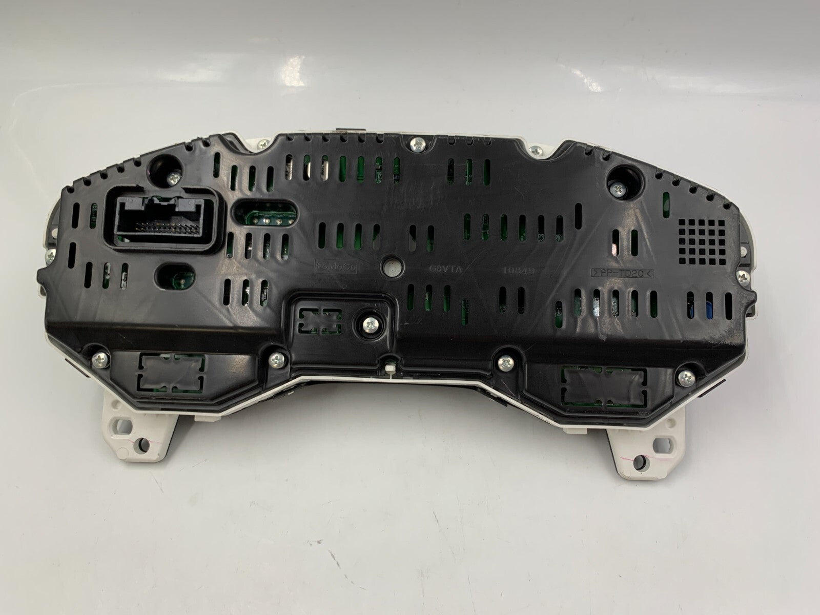 2015 Ford Fusion Speedometer Instrument Cluster 215,788 Miles OEM C01B03013