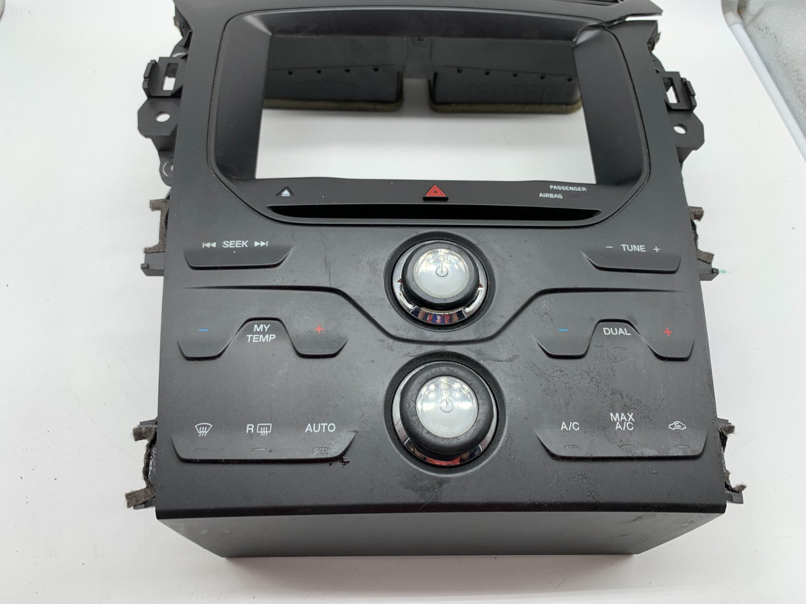 2011-2014 Ford Explorer AC Heater Climate Control Unit OEM C03B32001