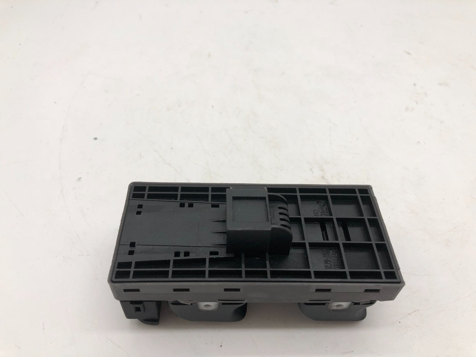 2009-2012 Audi A4 Master Power Window Switch OEM C02B51004