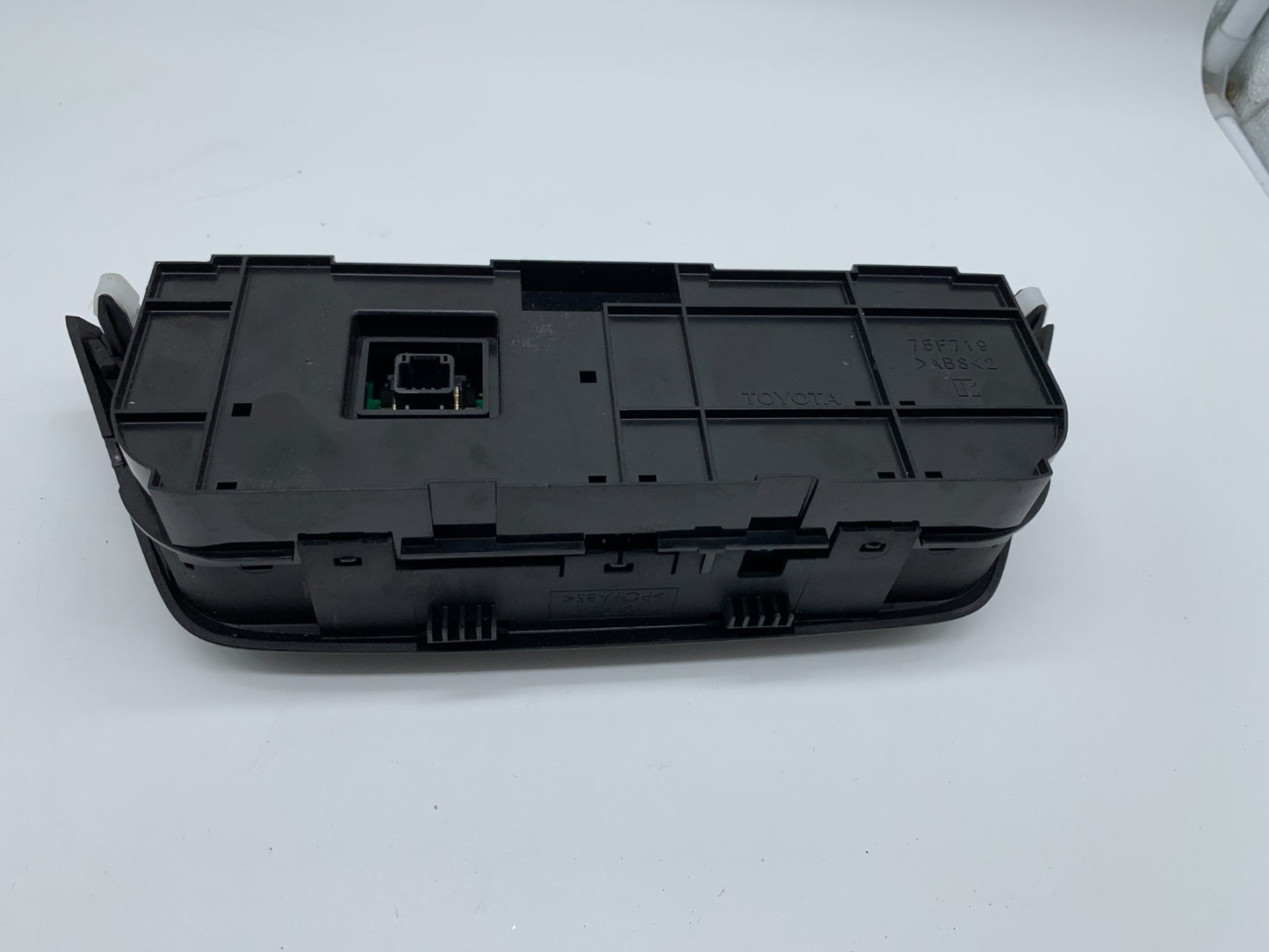2016-2018 Toyota RAV4 RAV 4 Climate Control AC Heater Unit OEM C03B01003