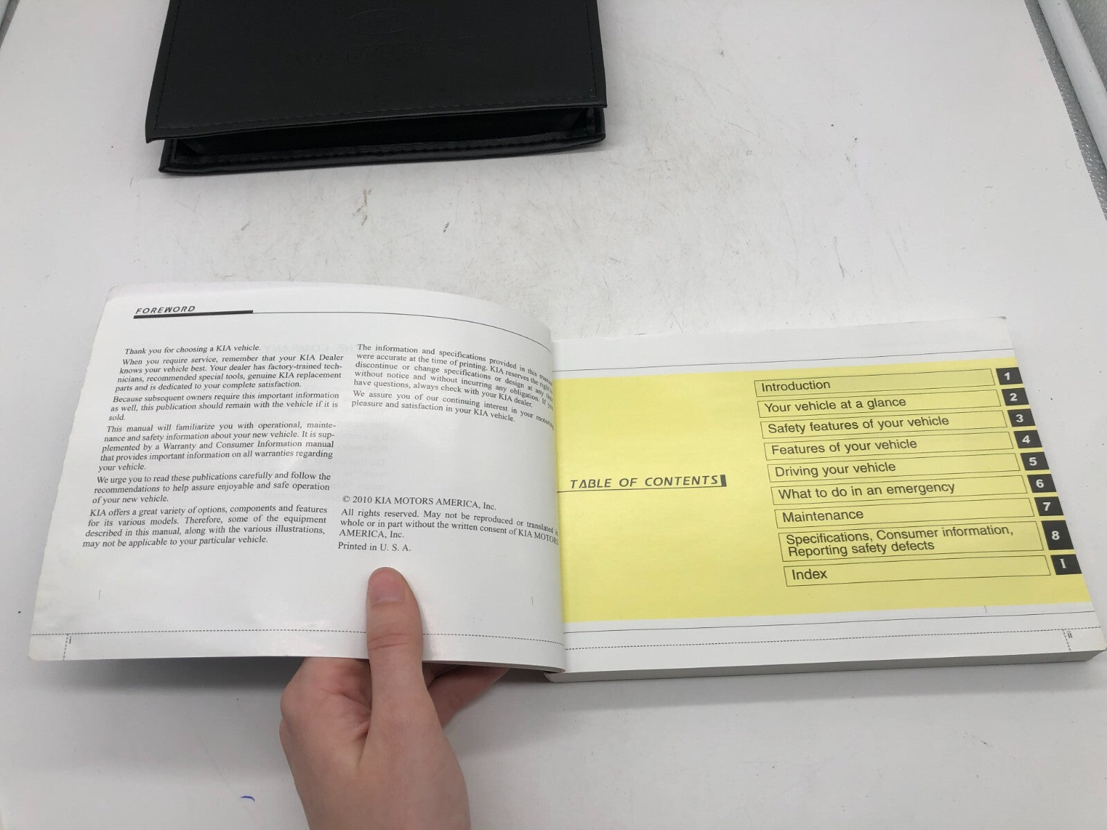 2010 Kia Sorento Owners Manual with Case OEM E03B20005