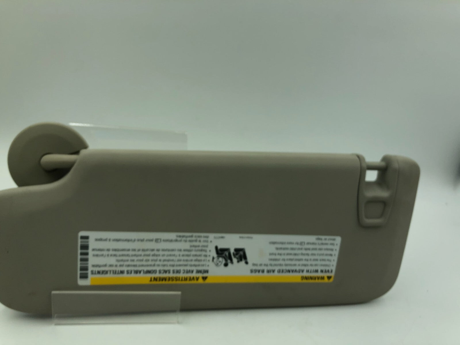 2018-2020 Buick Regal Passenger Sun Visor Gray Illuminated Gray OEM B01B02001