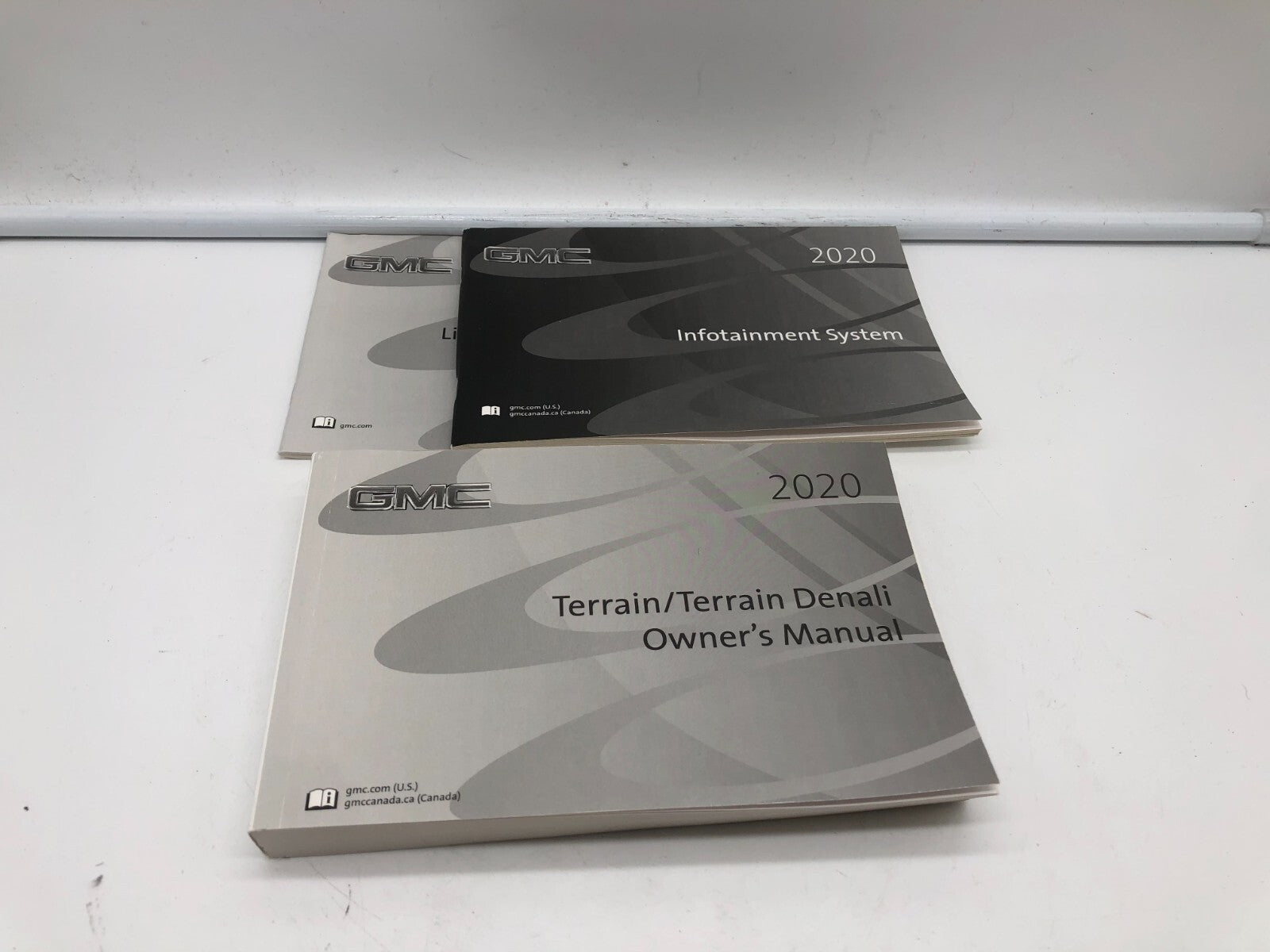 2020 GMC Terrain Denali Owners Manual Set OEM A04B54048