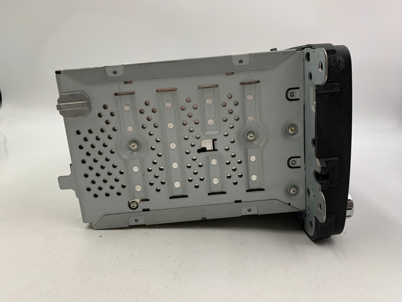 2011-2014 Volkswagen Jetta AM FM CD Player Radio Receiver OEM C02B06025