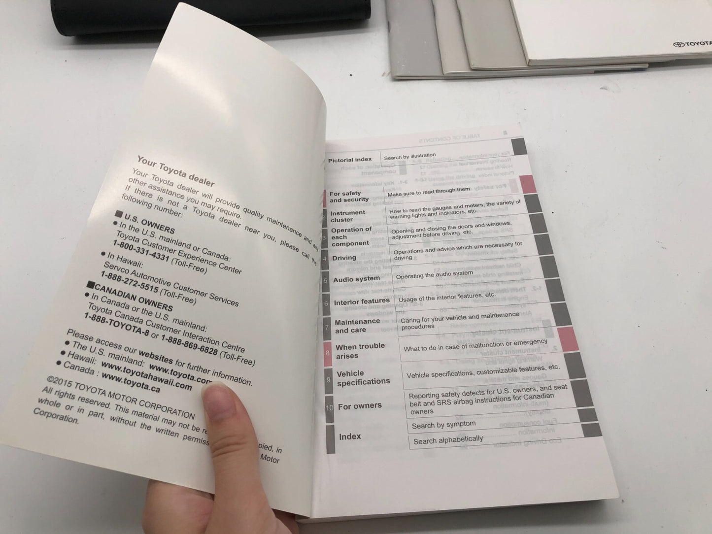 2016 Toyota Corolla Owners Manual Set with Case OEM E02B18002