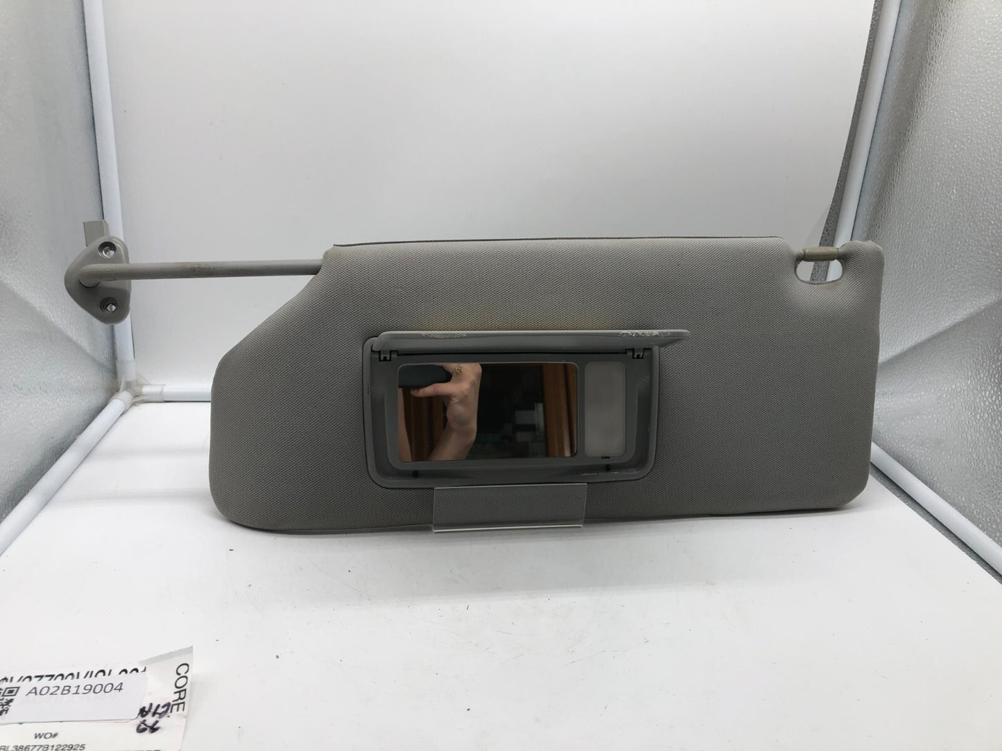 2006-2010 Honda Odyssey Driver Sun Visor Gray Illuminated OEM A02B19004