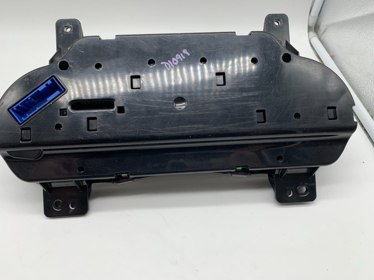 2014-2016 GMC Sierra 1500 Speedometer Cluster 63190 Miles OEM C02B38001