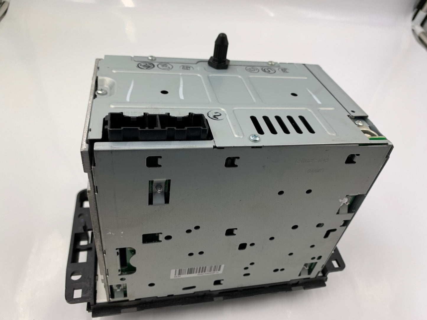 2008 Saturn Vue AM FM Radio CD Player Receiver OEM E01B37082