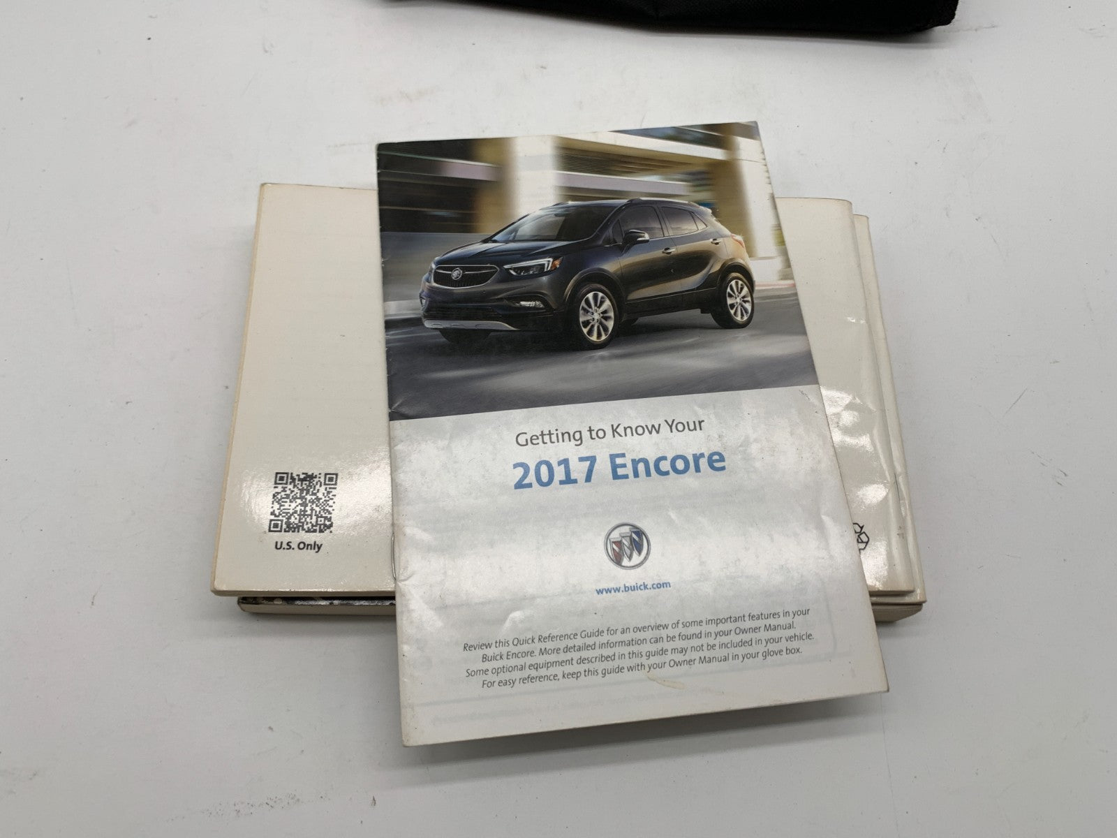 2017 Buick Encore Owners Manual Set OEM B04B25014