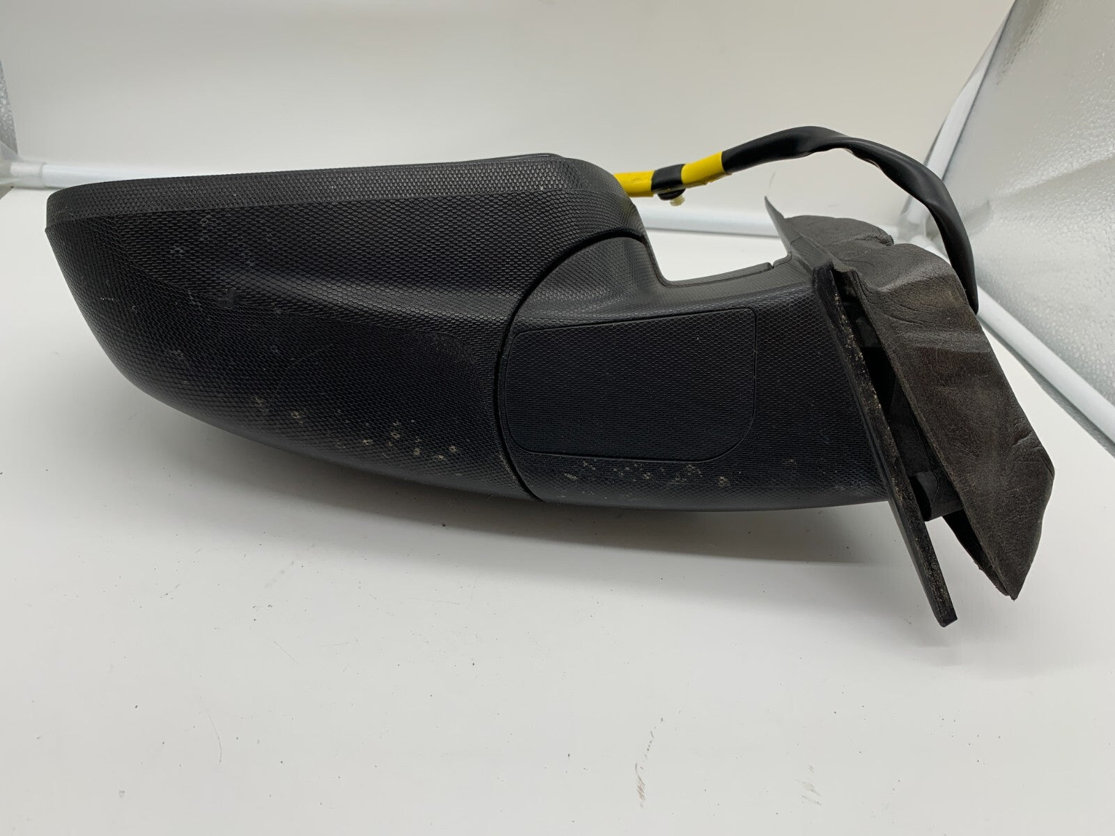 2011-2014 GMC Terrain Driver Side Power Door Mirror Gray OEM D03B66001