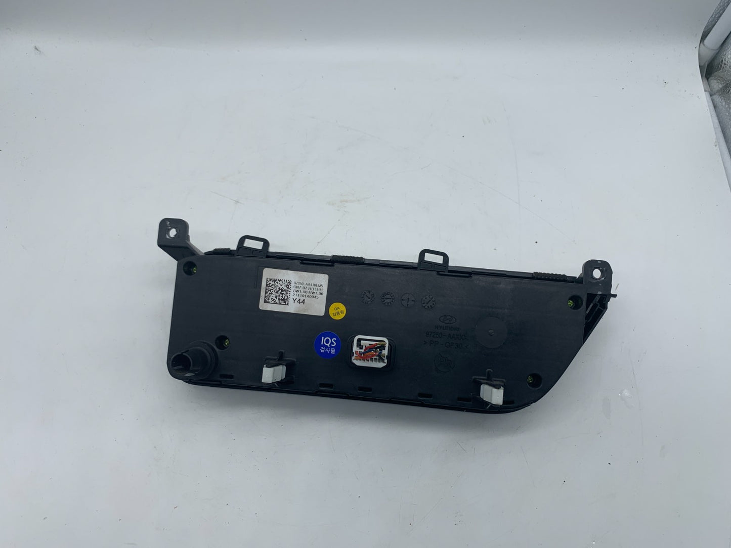 2021-2022 Hyundai Elantra Climate Control AC Heater Unit OEM 97250AA410LM5
