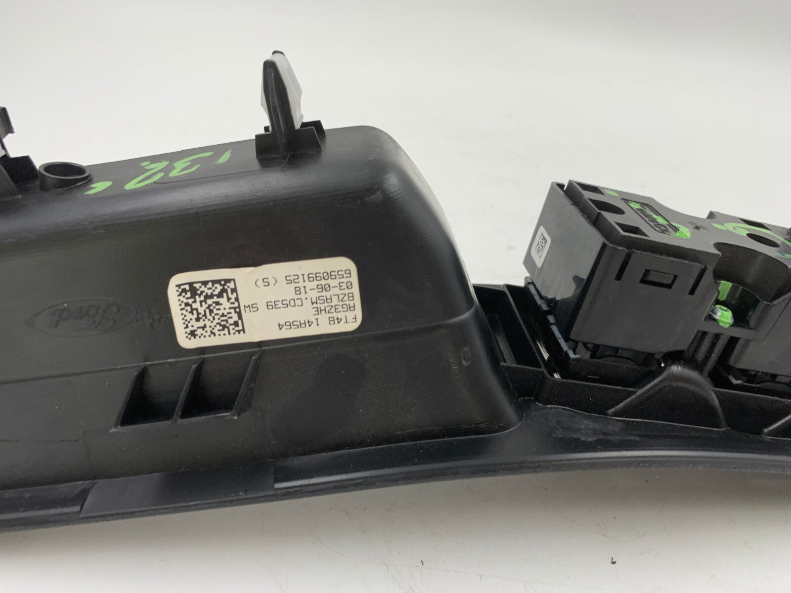 2016-2020 Ford Edge Master Power Window Switch OEM E03B63008
