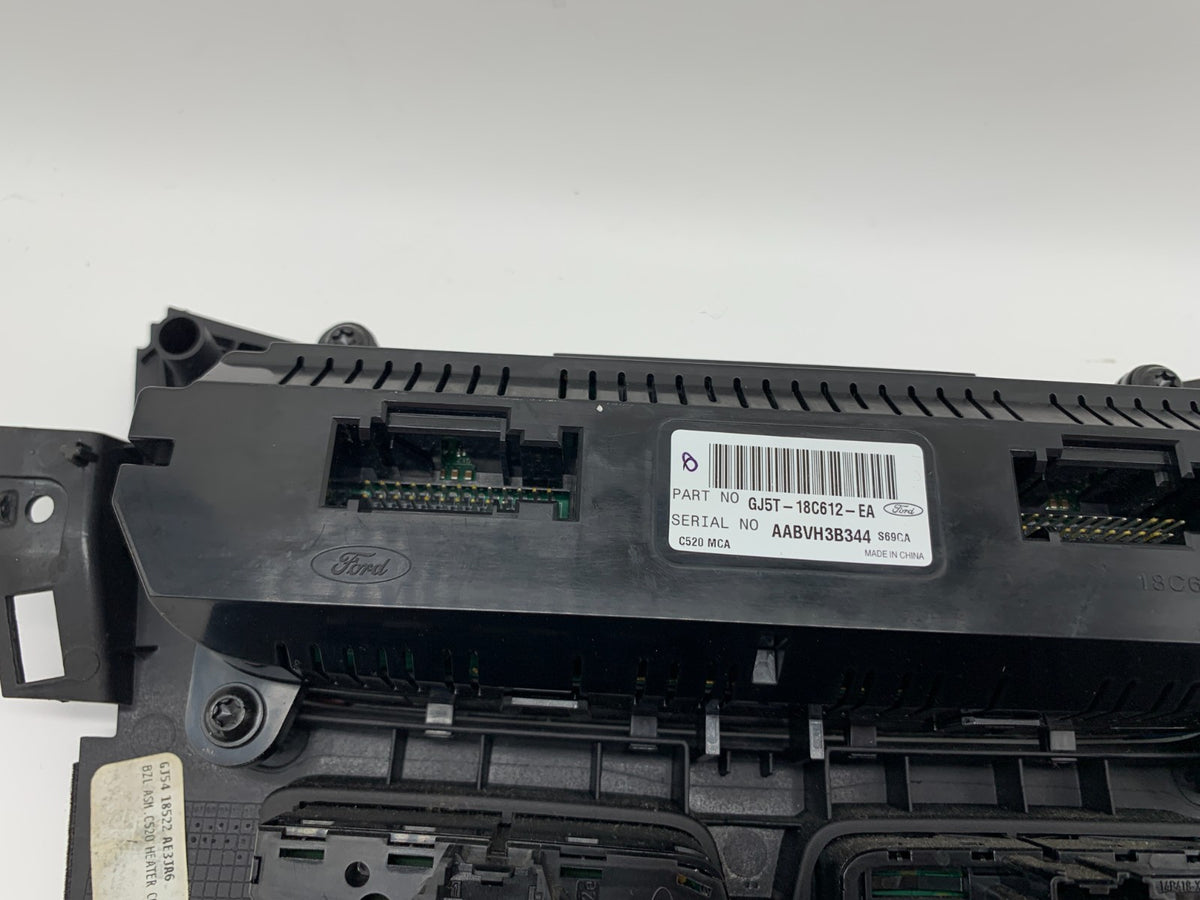 2017 Ford Escape AC Heater Climate Control Unit OEM B04B05006