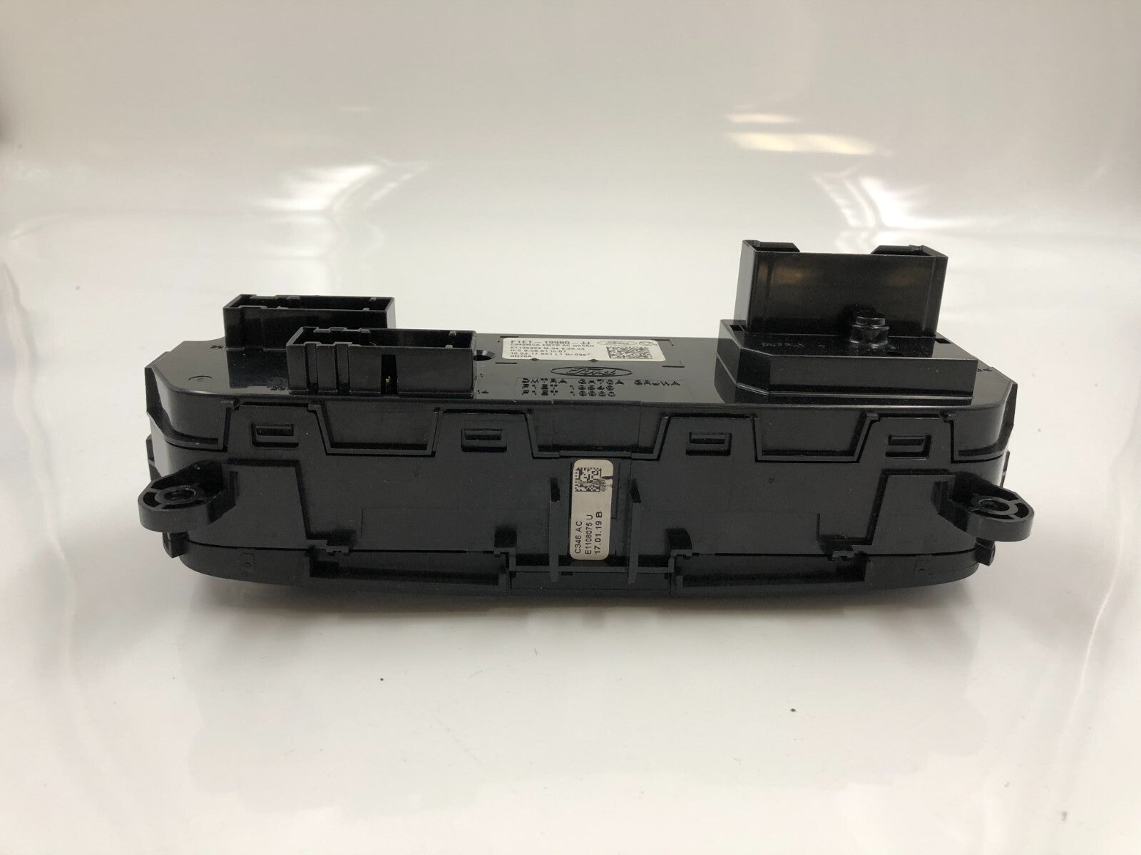 2015-2018 Ford Focus AC Heater Climate Control Unit OEM D03B49082