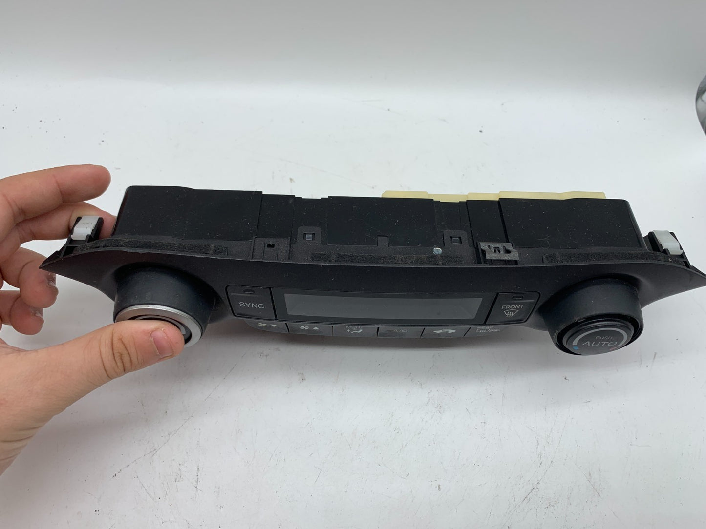 2012 Honda CR-V CRV AC Heater Climate Control Unit OEM B02B04046