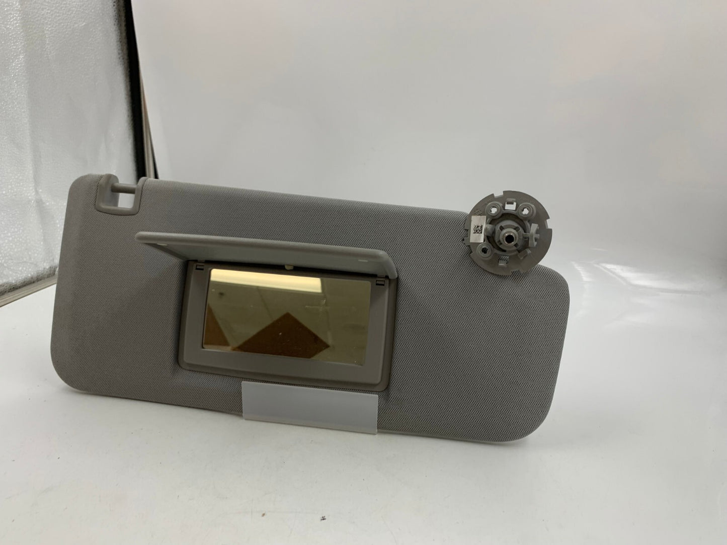 2017-2020 Chevrolet Trax Passenger Sun Visor Gray OEM E02B63001