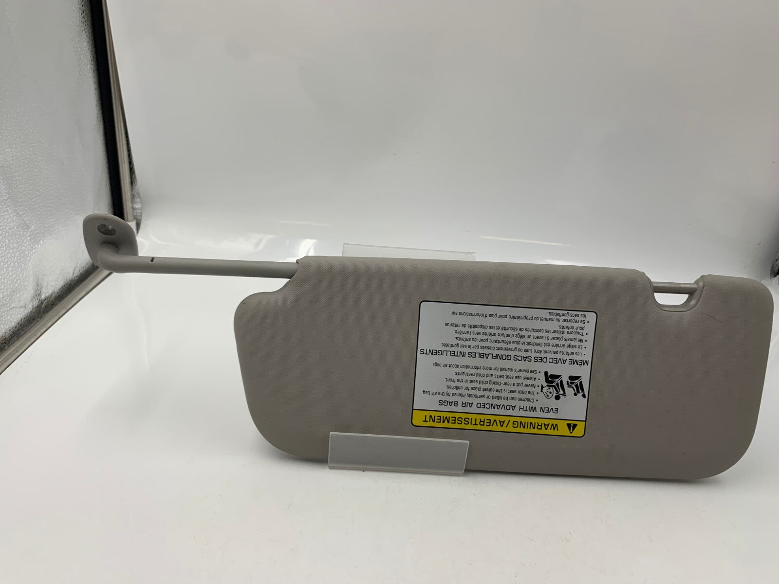 2017-2018 Kia Forte Passenger Sun Visor Gray OEM A03B08026