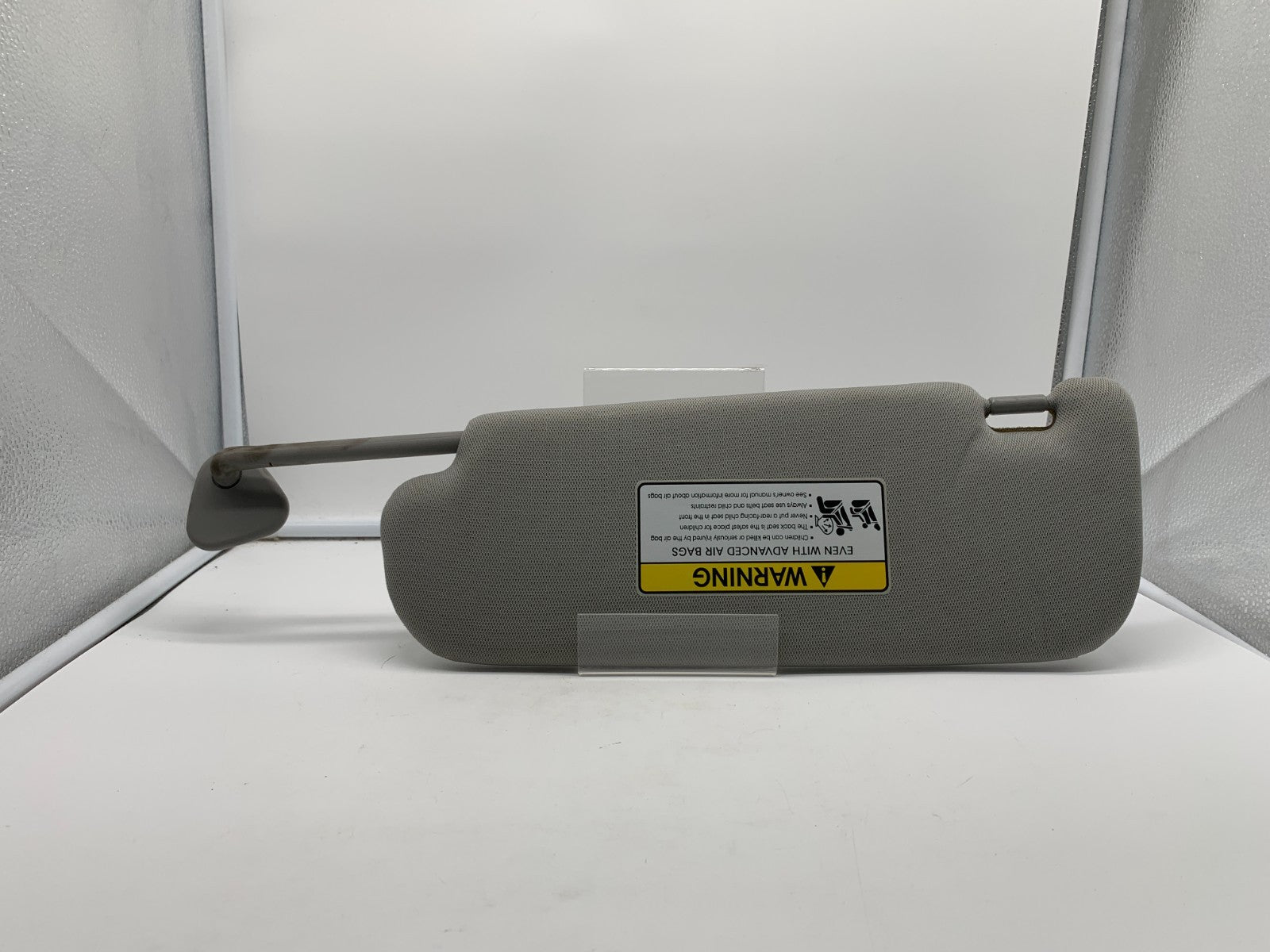 2011-2016 Kia Optima Passenger Sun Visor Gray Illuminated OEM C04B62023
