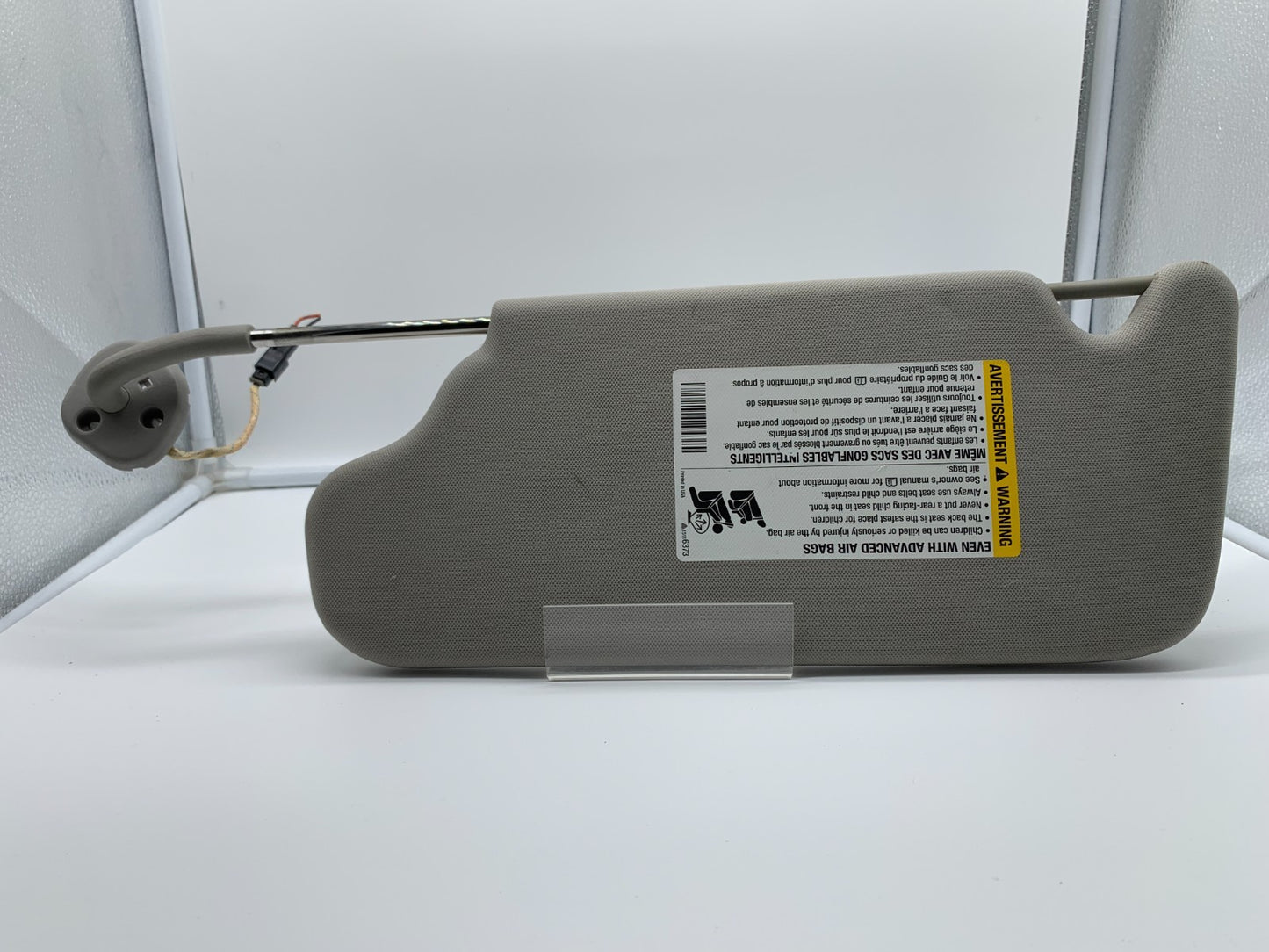 2006-2016 Chevrolet Impala Passenger Sun Visor Gray Illuminated OEM A02B30002