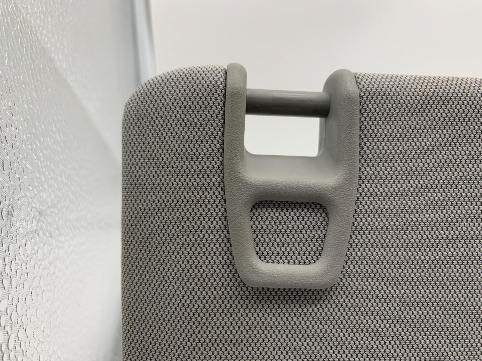 2014-2019 GMC Sierra 1500 Driver Sun Visor without Illumination Gray OEM