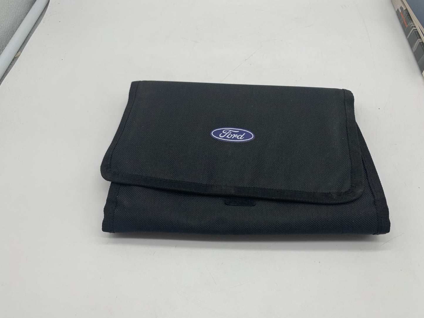 2017 Ford Fusion Owners Manual Set with Case OEM A02B50020