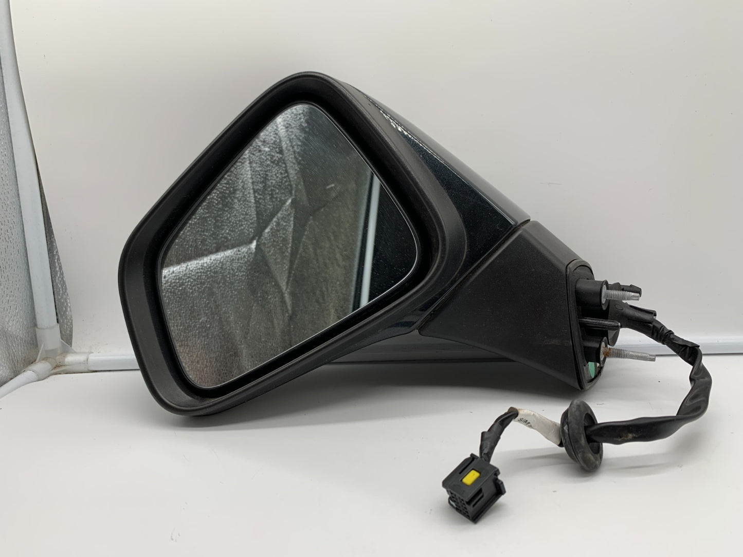 2015-2016 Chevrolet Trax Driver Side View Power Door Mirror Black OEM C04B21002