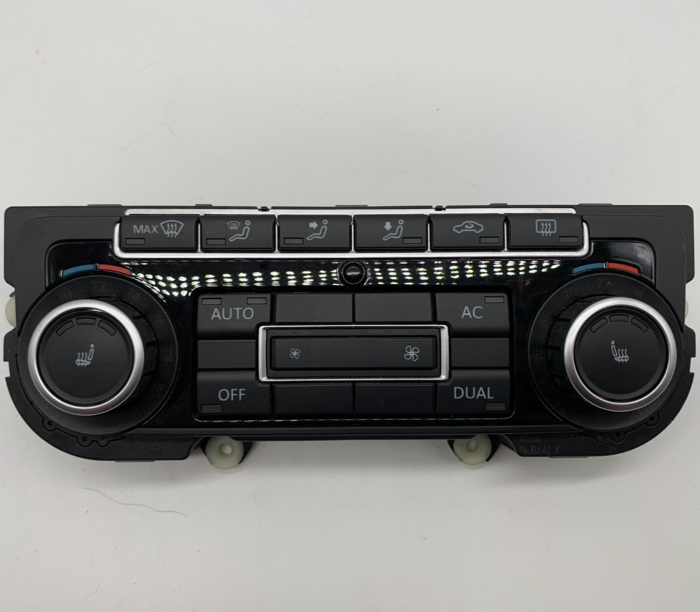 2009-2010 Volkswagen EOS AC Heater Climate Control Unit OEM C01B24024