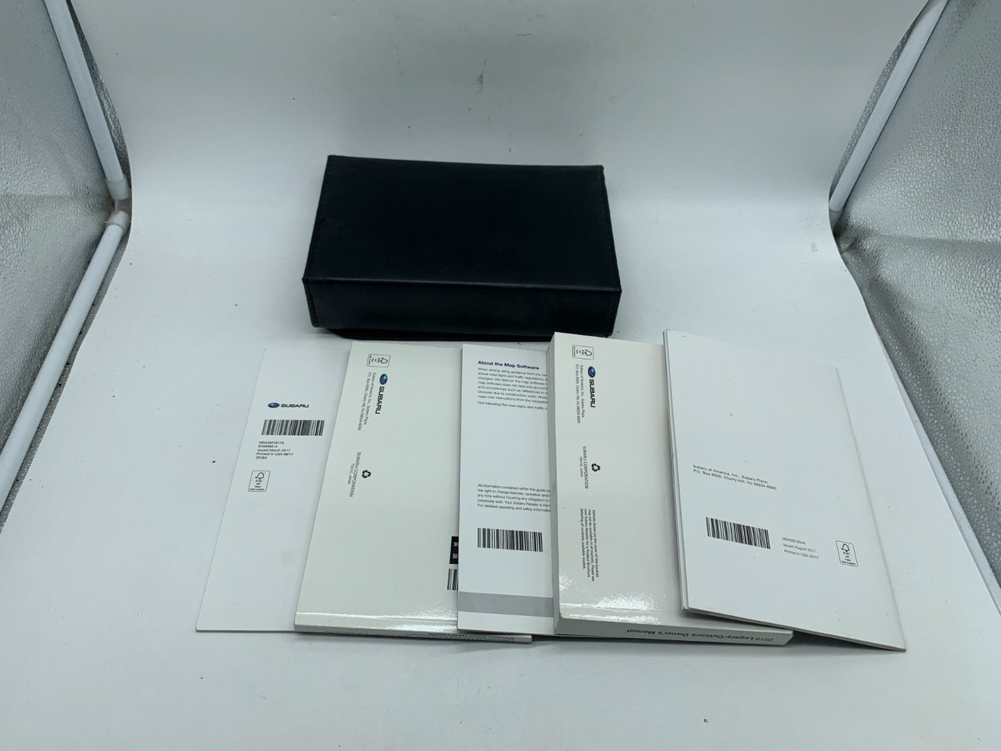 2018 Subaru Legacy Outback Owners Manual Set with Case OEM D03B67010