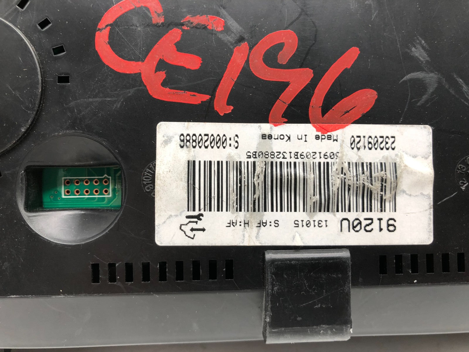 2013-2014 Chevrolet Captiva Speedometer Instrument Cluster 39000 Miles A02B04005