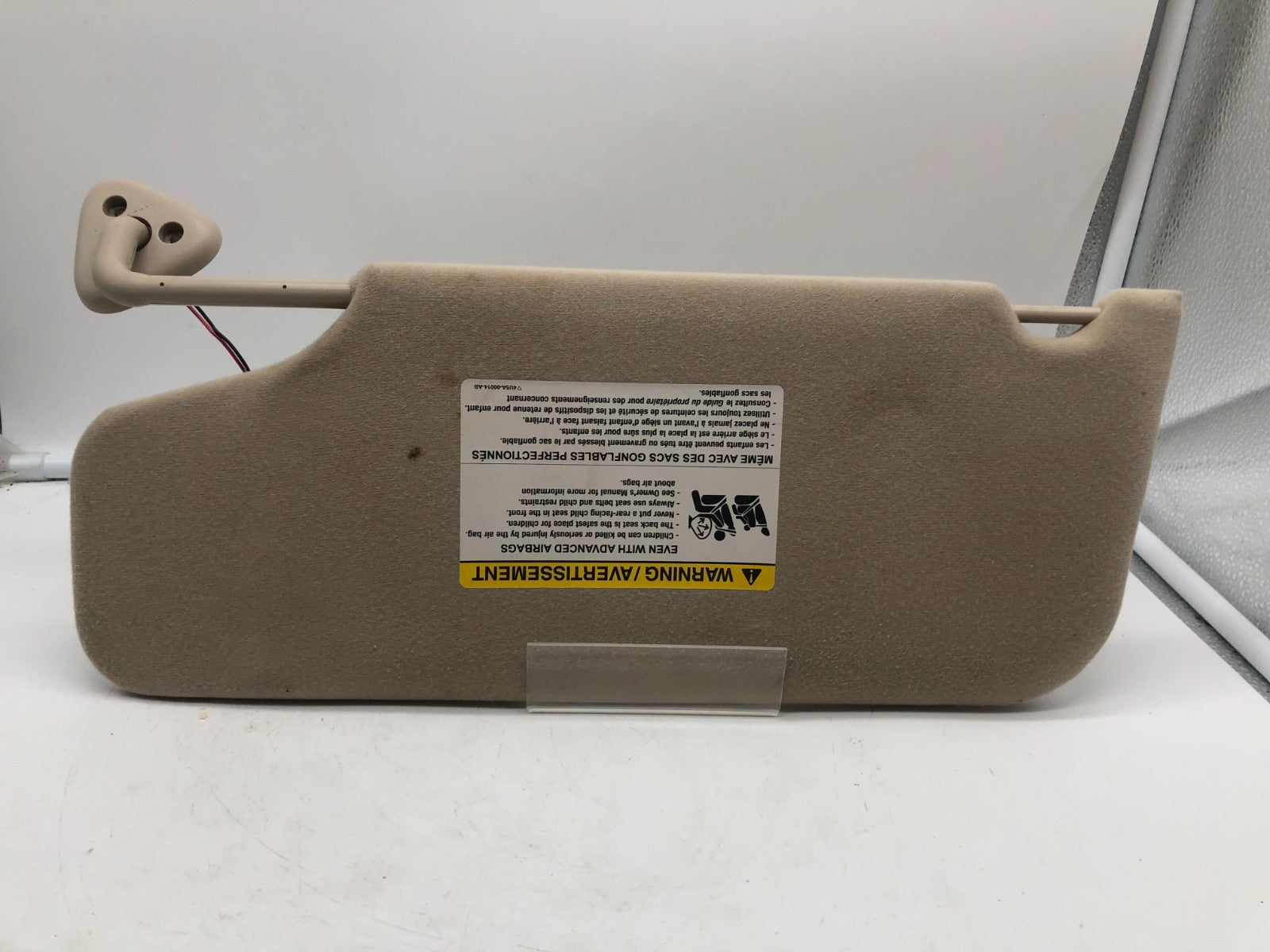 2005-2007 Mercury Montego Passenger Sun Visor Beige Illuminated OEM A01B06009