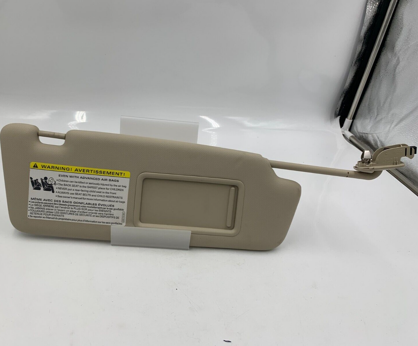 2009-2012 Audi A4 Passenger Sun Visor Sunvisor Gray Illuminated OEM D02B32026