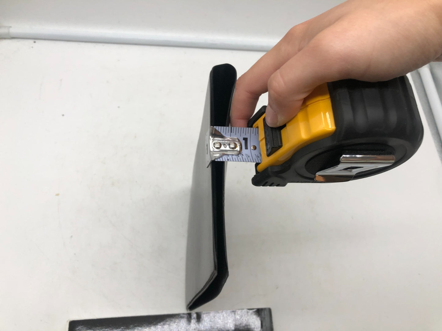 2003 Pontiac Vibe Owners Manual with Case OEM A01B02005