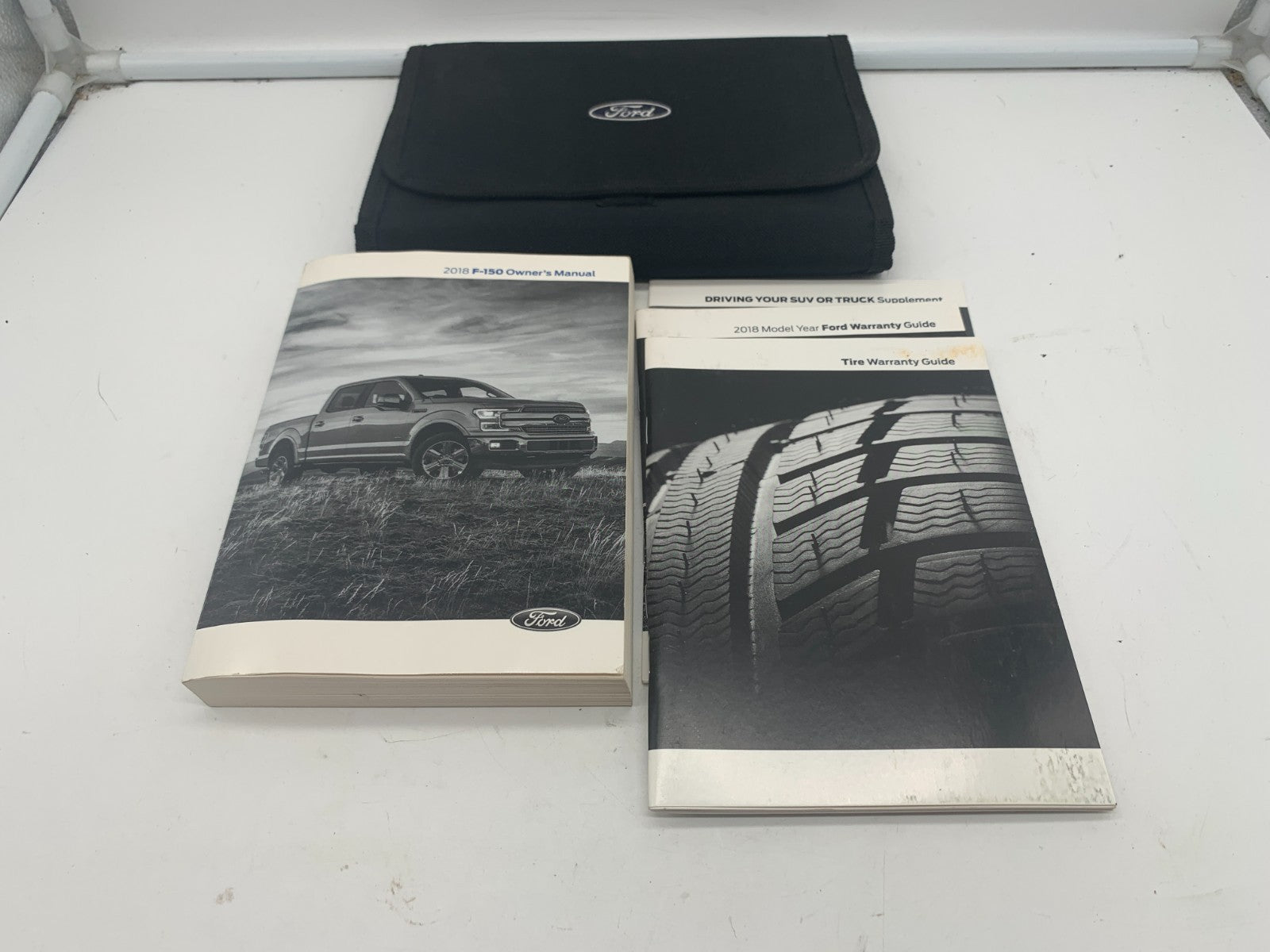 2018 Ford F-150 F150 Owners Manual Set with Case OEM A01B30102