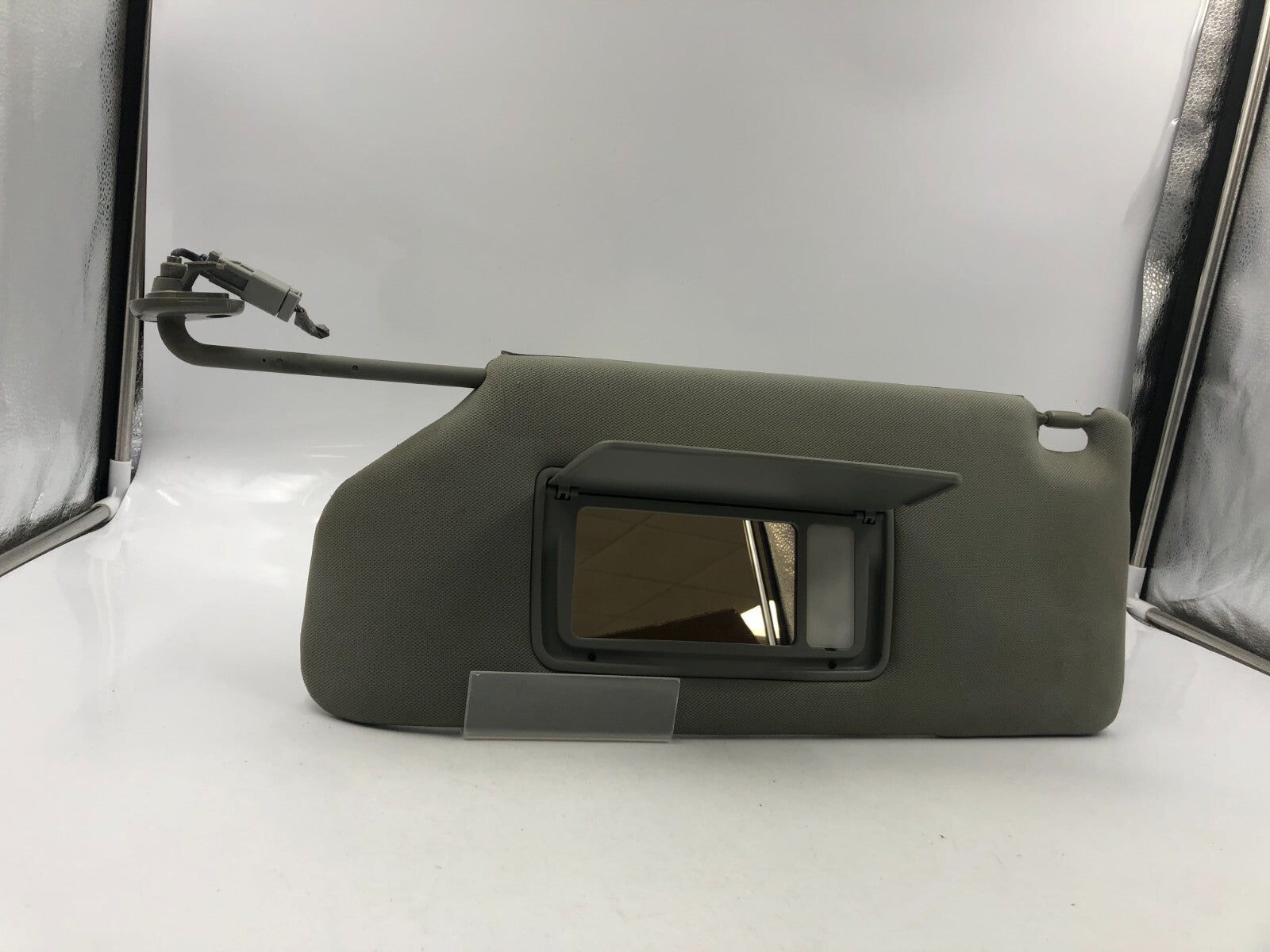 2006-2010 Honda Odyssey Driver Sun Visor Gray Illuminated OEM C01B07029
