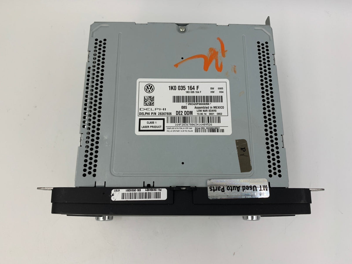 2013-2015 Volkswagen Passat AM FM CD Player Radio Receiver OEM B04B09004
