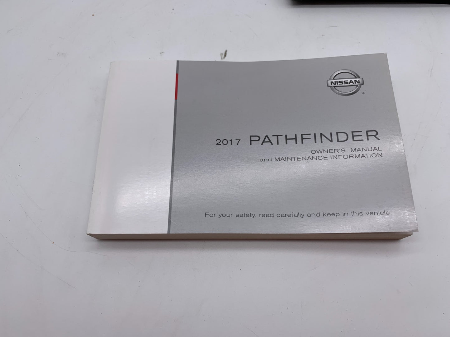 2017 Nissan Pathfinder Owners Manual Set with Case OEM B01B23006