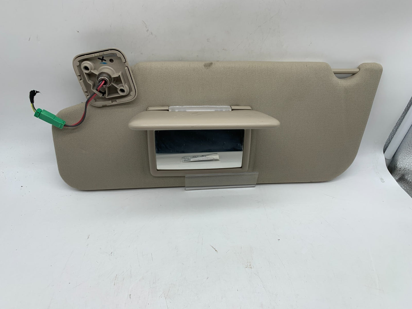 2010-2011 Ford Taurus Driver Sun Visor Gray Illuminated OEM D02B43010
