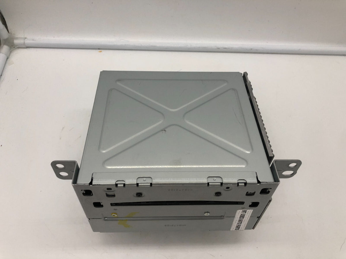 2010 Cadillac SRX AM FM CD Player Radio Receiver OEM A03B04043