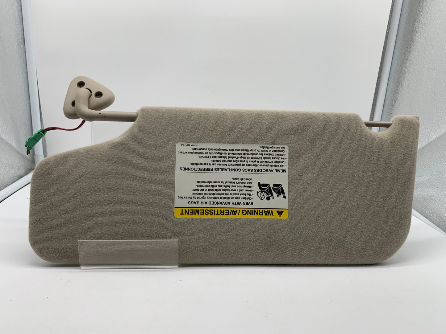 2008-2009 Ford Taurus Passenger Sun Visor Gray Illuminated OEM B03B16095