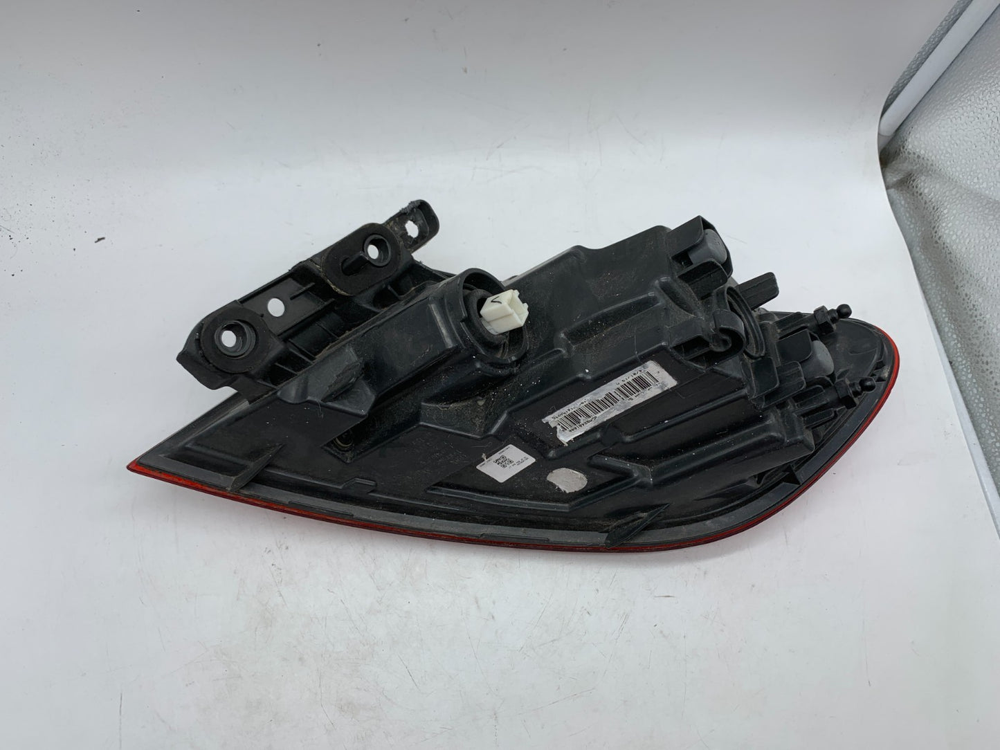 2015-2016 Chrysler 200 Driver Side Tail Light Taillight OEM C02B19001
