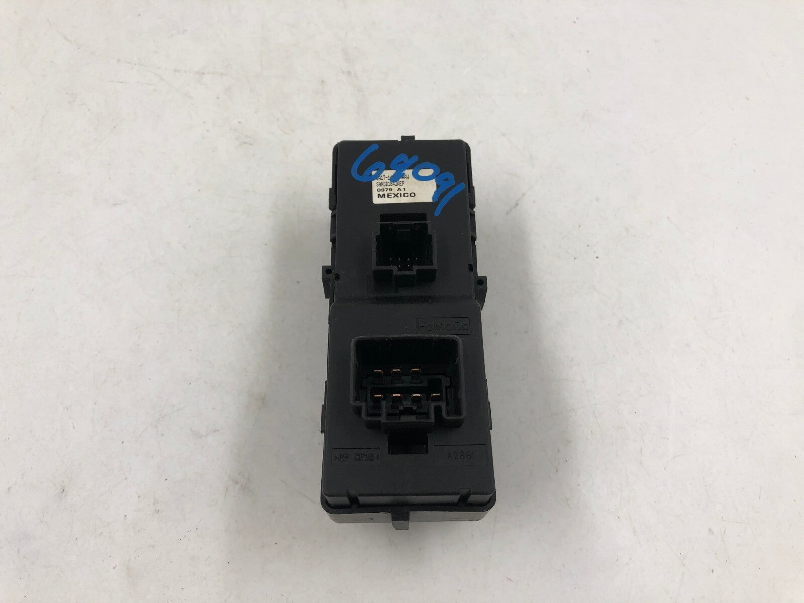2008-2010 Lincoln MKX Master Power Window Switch OEM C04B25029