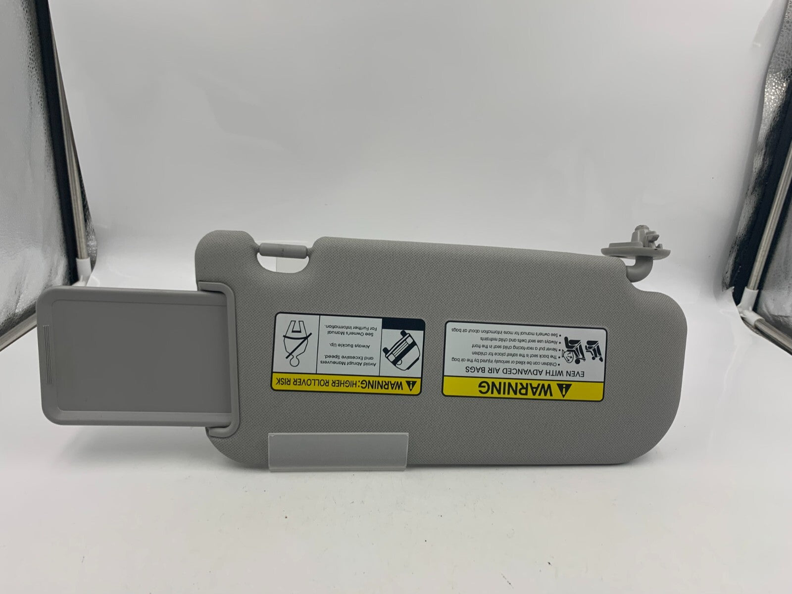 2010-2011 Hyundai Tucson Driver Sun Visor Gray OEM E03B54056