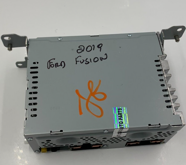 2019-2020 Ford Fusion AM FM CD Player Radio Receiver OEM N04B13005